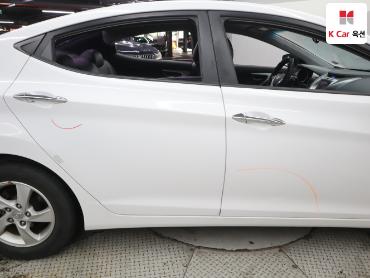 2012 - hyundai avante