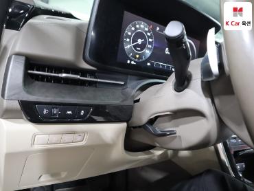 2023 - kia carnival