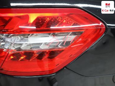 2010 - mercedes-benz e200