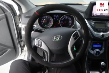 2012 - hyundai avante