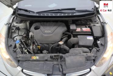 2012 - hyundai avante