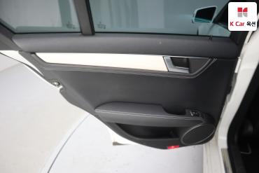 2013 - mercedes-benz c200
