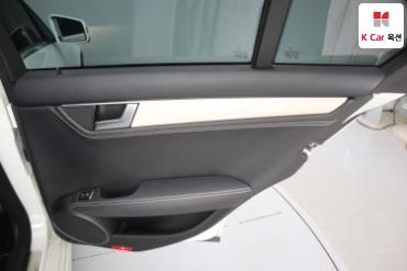 2013 - mercedes-benz c200