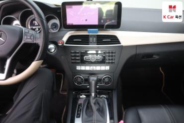 2013 - mercedes-benz c200