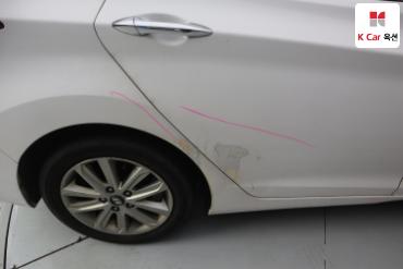 2015 - hyundai avante