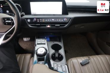 2023 - kia k8