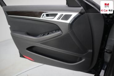 2019 - genesis g80