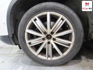 2013 - volkswagen tiguan