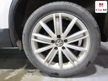 2013 - volkswagen tiguan