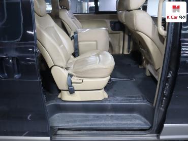2009 - hyundai grand starex