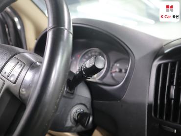 2009 - hyundai grand starex