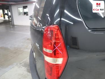 2009 - hyundai grand starex