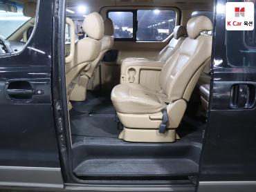 2009 - hyundai grand starex