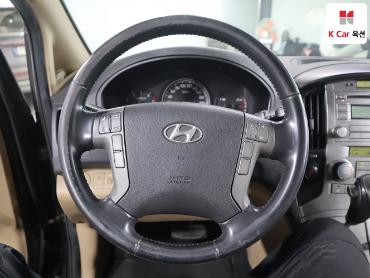 2009 - hyundai grand starex