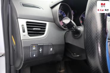 2013 - hyundai avante