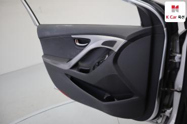 2013 - hyundai avante
