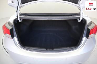 2013 - hyundai avante