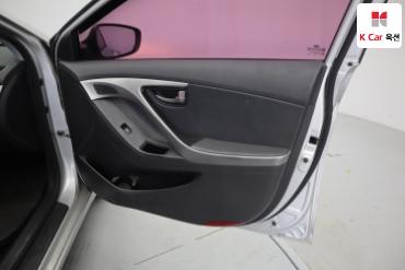 2013 - hyundai avante