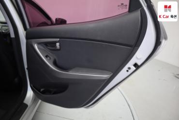 2013 - hyundai avante