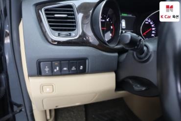 2019 - kia carnival