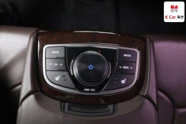 2011 - hyundai grandeur