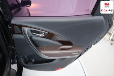 2011 - hyundai grandeur