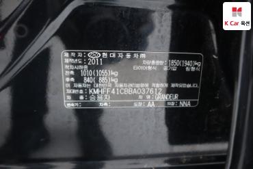 2011 - hyundai grandeur