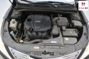 2011 - hyundai grandeur