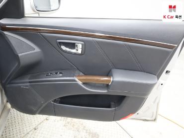 2009 - hyundai grandeur