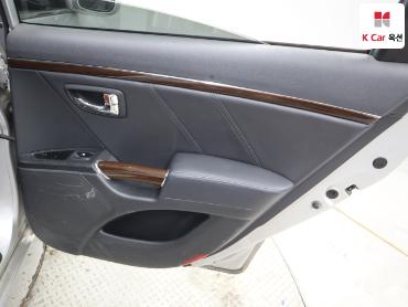 2009 - hyundai grandeur