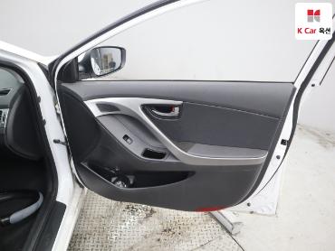 2013 - hyundai avante