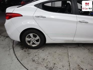 2013 - hyundai avante
