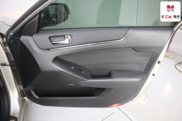 2011 - kia k7