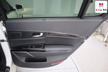 2015 - kia k9