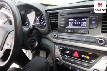 2016 - hyundai avante