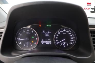 2016 - hyundai avante
