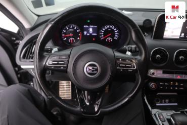2018 - kia stinger