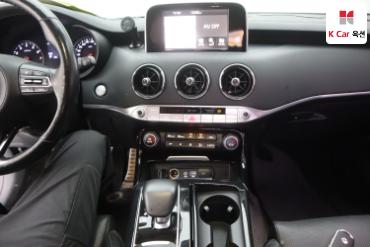 2018 - kia stinger