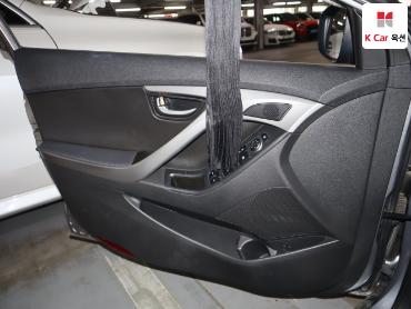 2014 - hyundai avante