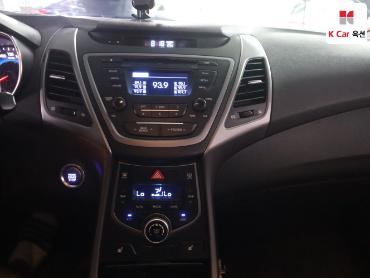 2014 - hyundai avante