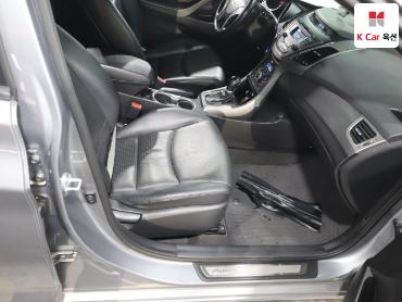 2014 - hyundai avante