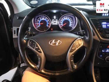 2014 - hyundai avante