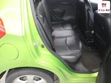 2016 - chevrolet spark