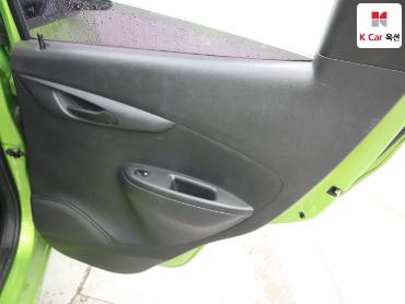 2016 - chevrolet spark