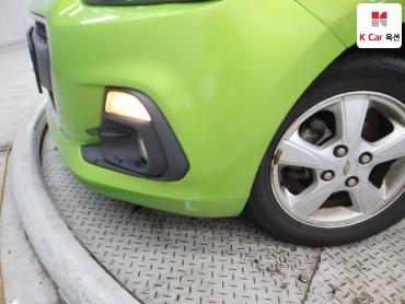 2016 - chevrolet spark