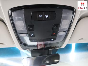 2022 - hyundai staria