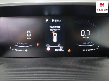 2022 - hyundai staria