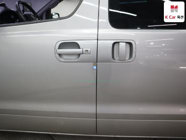 2018 - hyundai grand starex