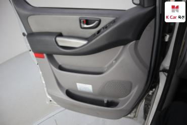 2017 - hyundai grand starex