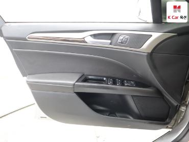2013 - ford fusion